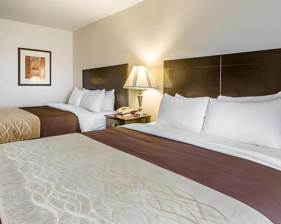 Comfort Inn & Suites Atoka Екстериор снимка