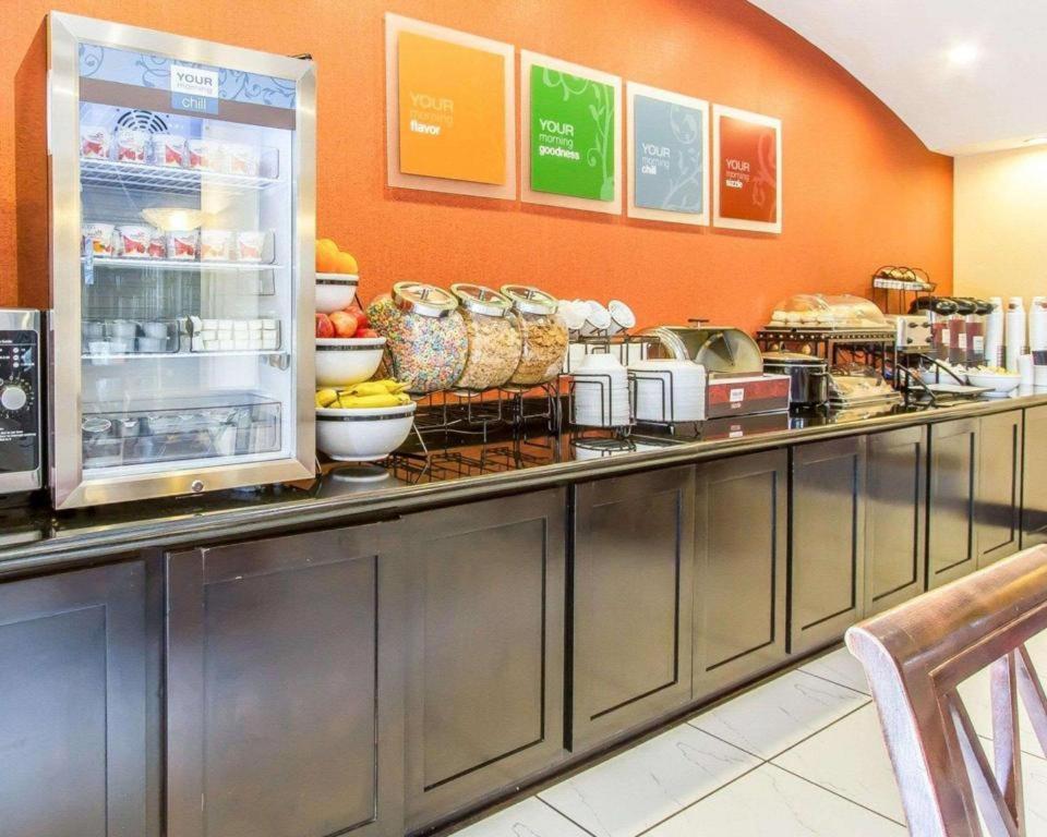Comfort Inn & Suites Atoka Екстериор снимка